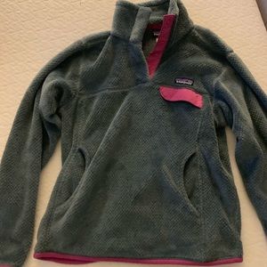 Patagonia half button sweatshirt
